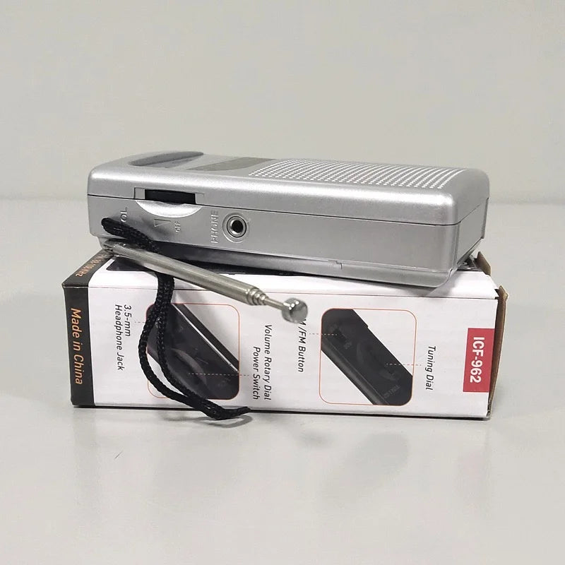 Mini Radio AM FM Bateria